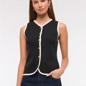 NWT A&F Mara Crew Sweater Vest